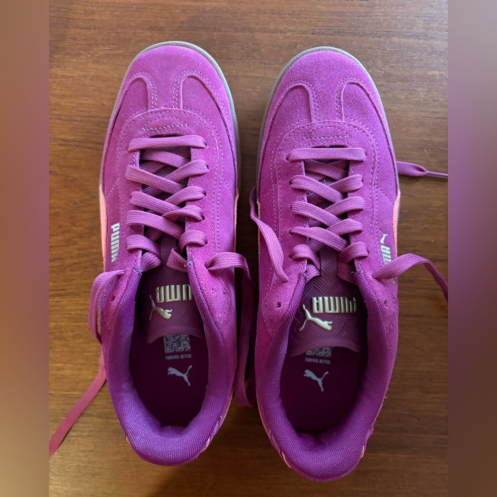 Puma Women's Suede Sneakers in Berry with Orange Stripe - Picture 3 of 6